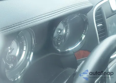 2013 Chrysler 300 Motown из США, поврежденный, VIN 2C3CCAAG0DH659109